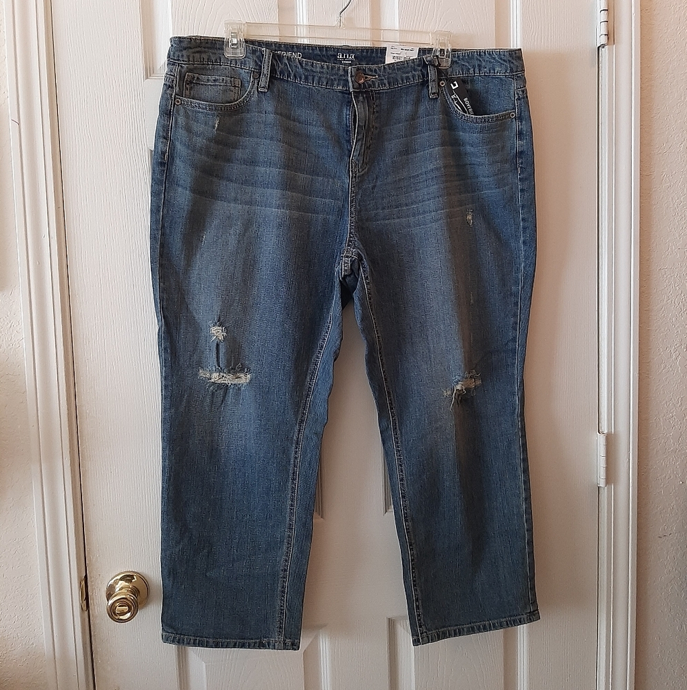 A.n.a Medium Wash Boyfriend Jeans